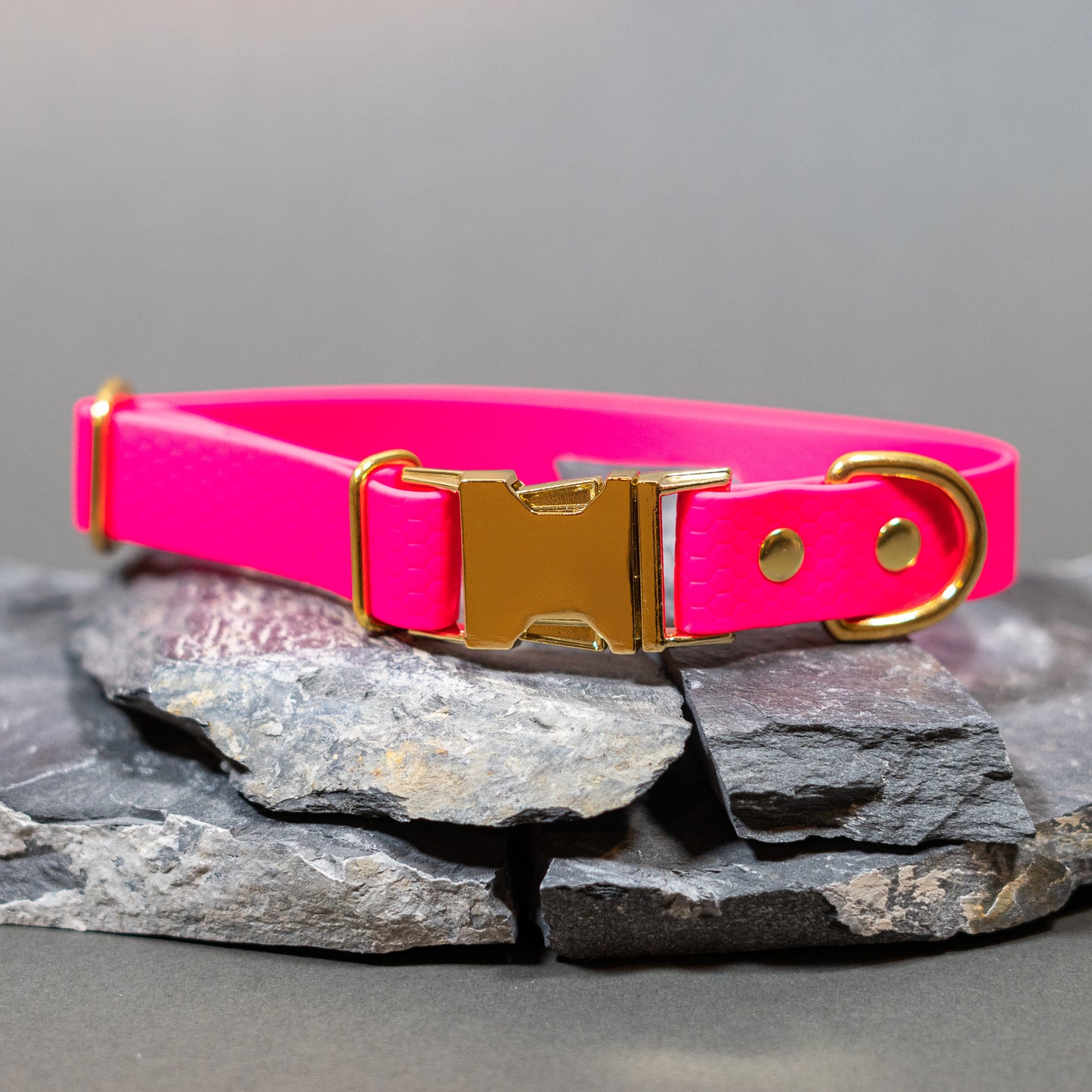 Pink / Gold / Small - 11” - 15”