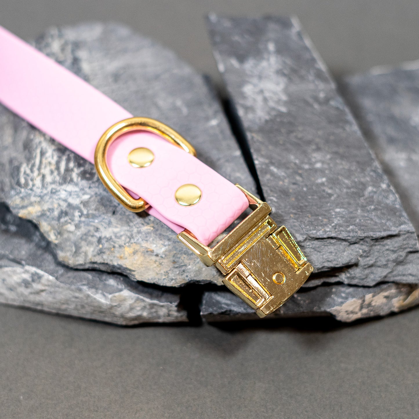 Lavender / Gold / Small - 11” - 15”