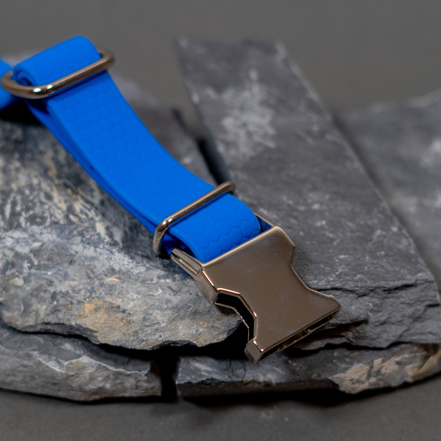 Blue / Nickel / Small - 11” - 15”