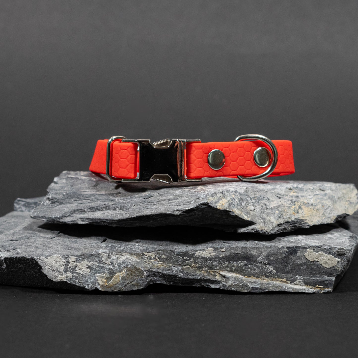 Red / Nickel
