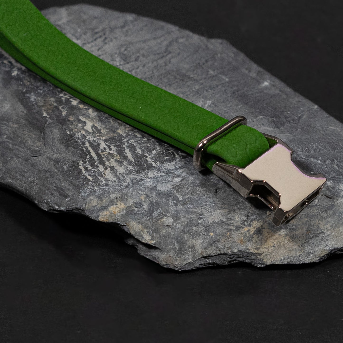Green / Nickel