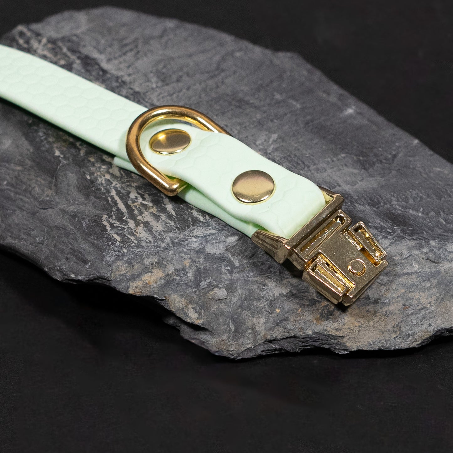 Mint Green / Gold